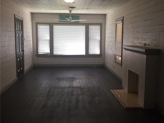 2nd image of 1253 Catherine Dr