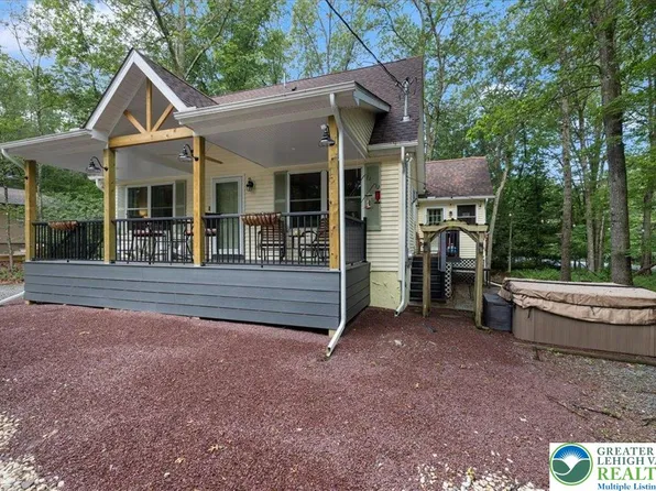 71 Pope Ln, Albrightsville, PA 18210