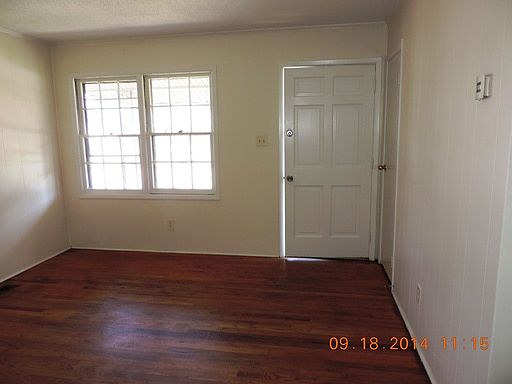 2nd image of 625 Cascade Ave