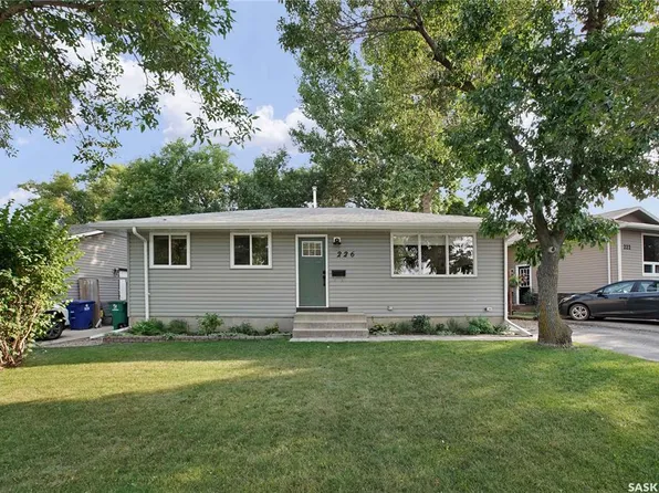 226 Western CRESCENT, Saskatoon, SK S7H 4J6