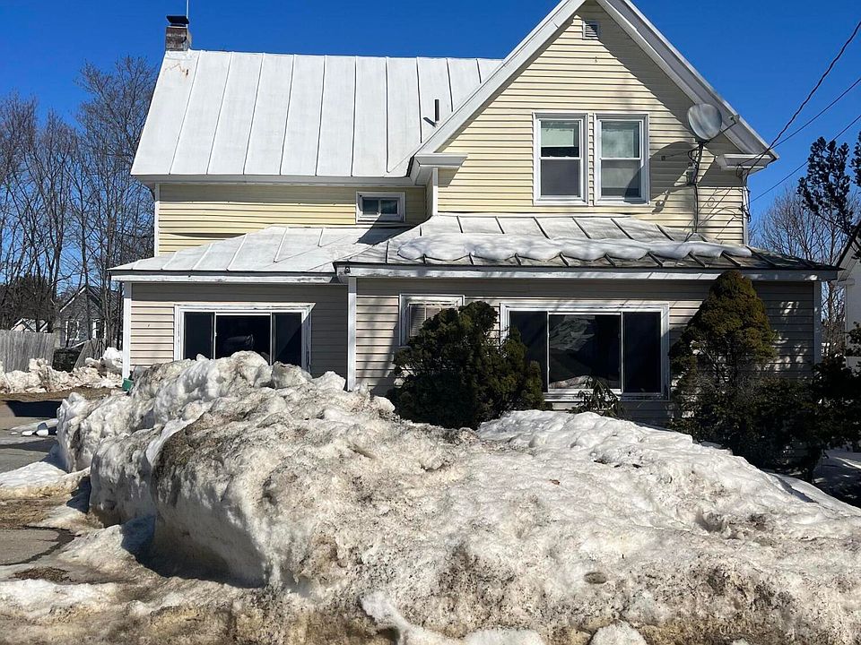 89 Somerset Street, Millinocket, ME 04462 Zillow