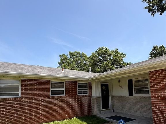 2nd image of 11562 Rock Hampton Dr