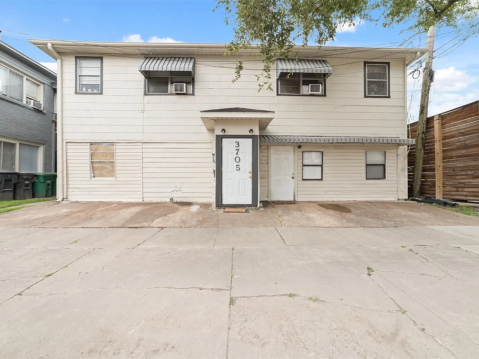 3705 Mandell St #4