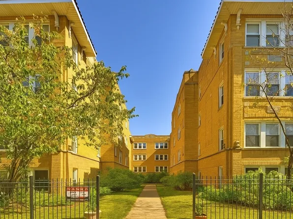 4343 N Sacramento Ave APT 2B, Chicago, IL 60618