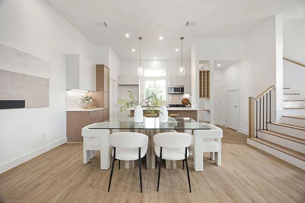 3 bed, 3.5 bath, 1877 sqft, $2,800 — Photo 3