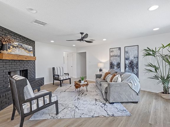 4th image of 4725 E Quail Hollow Dr