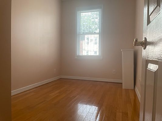 5th image of 24-40 26th St Floor 2