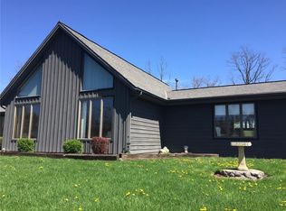 65 Country Rd, Urbana, OH 43078