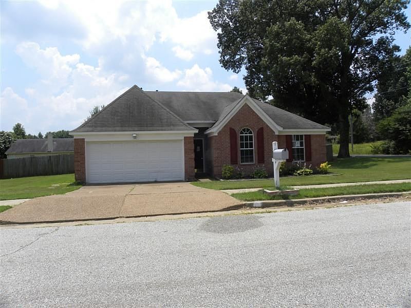 6547 Whitten Grove Dr, Memphis, TN 38134