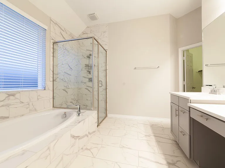22138 Grand Mist Dr — Photo 17