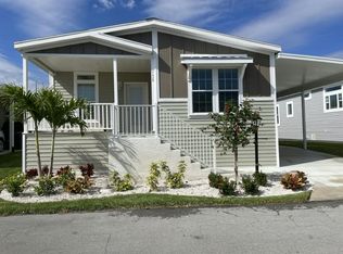 7426 44th Ter N #572, West Palm Beach, FL 33404
