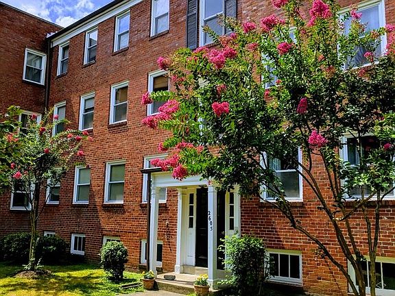 5th image of 2605 Park Ave APT 2