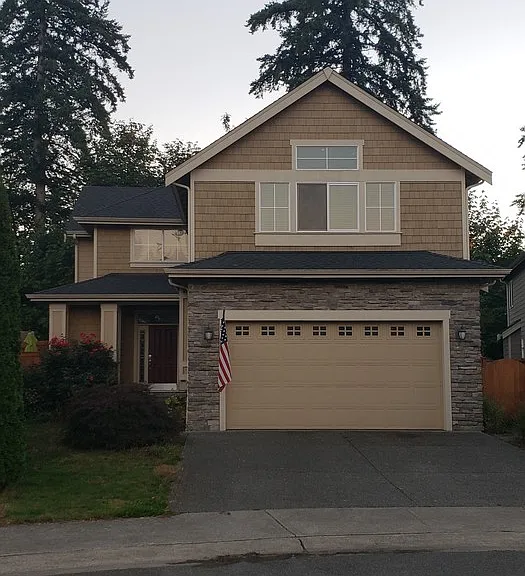 1912 217th Pl SW — Photo 1