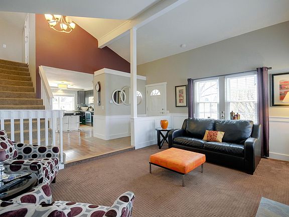 2nd image of 2832 S Vaughn Way