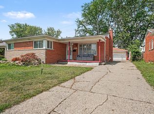 26751 Newport Ave, Warren, MI 48089
