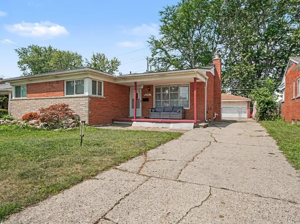 26751 Newport Ave, Warren, MI 48089