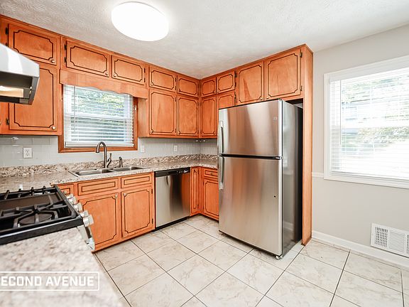 4th image of 6290 Silver Spur Dr