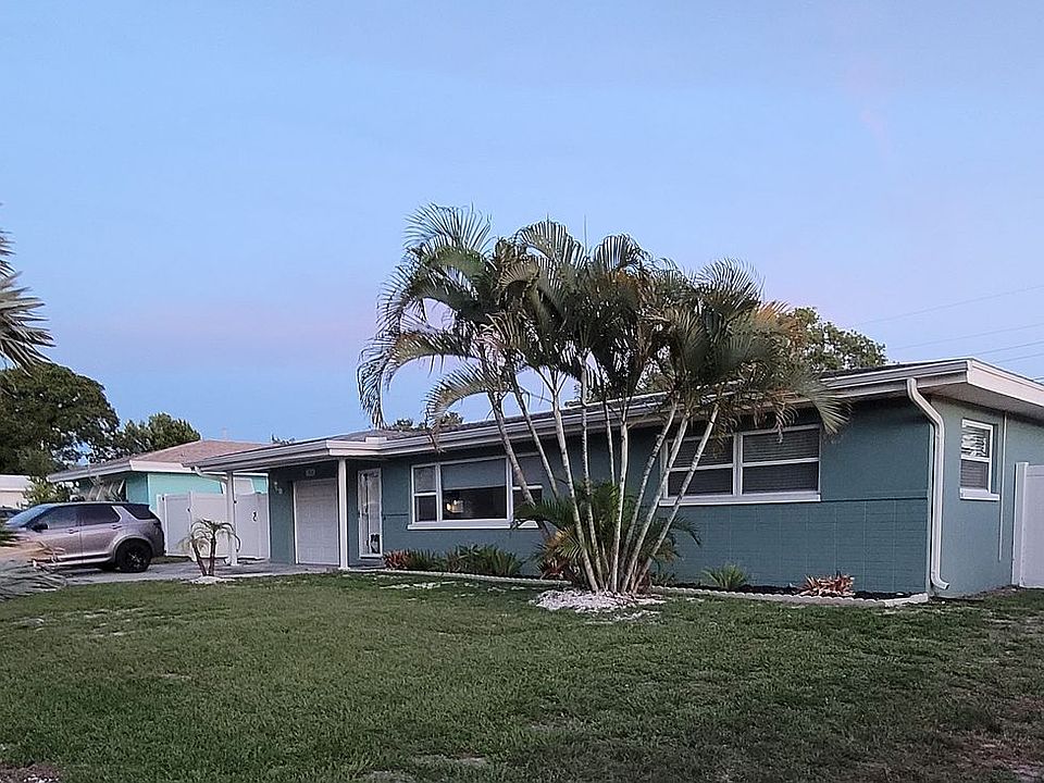 1st image of 13864 Bermuda Dr