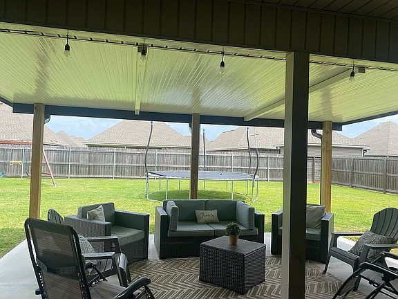 5th image of 340 Victoria Lights Ln