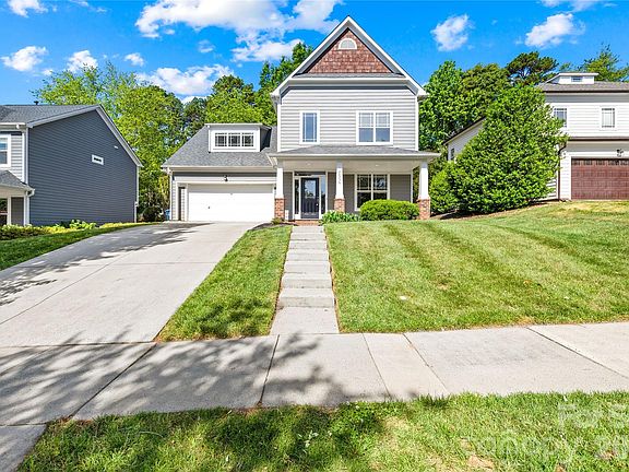 3rd image of 20236 Colony Point Ln