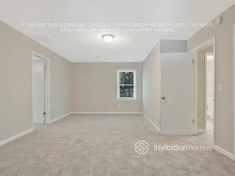 306 Lake Swan Ct — Photo 18