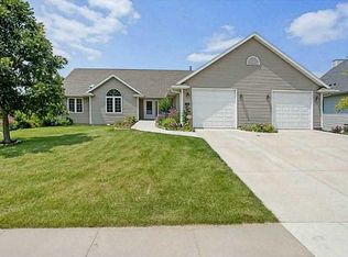 2980 Newcastle Rd, Marion, IA 52302