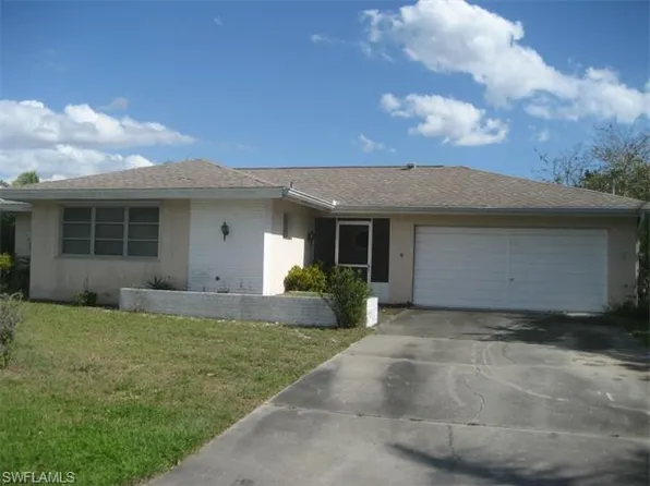 1022 Edgemere Dr, Fort Myers, FL 33919