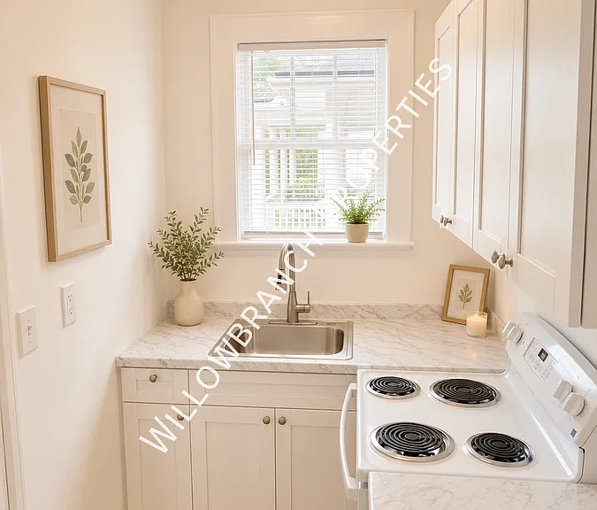 2335 Riverside Ave #1 — Photo 5