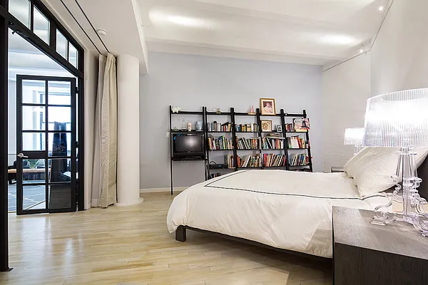 Sold by Tabak Real Estate | media 10