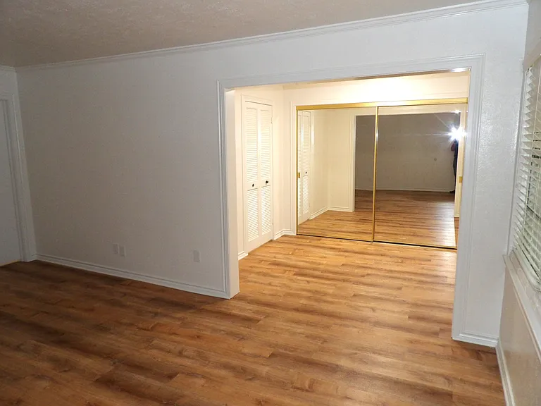 4311 Cole Ave #109 — Photo 13