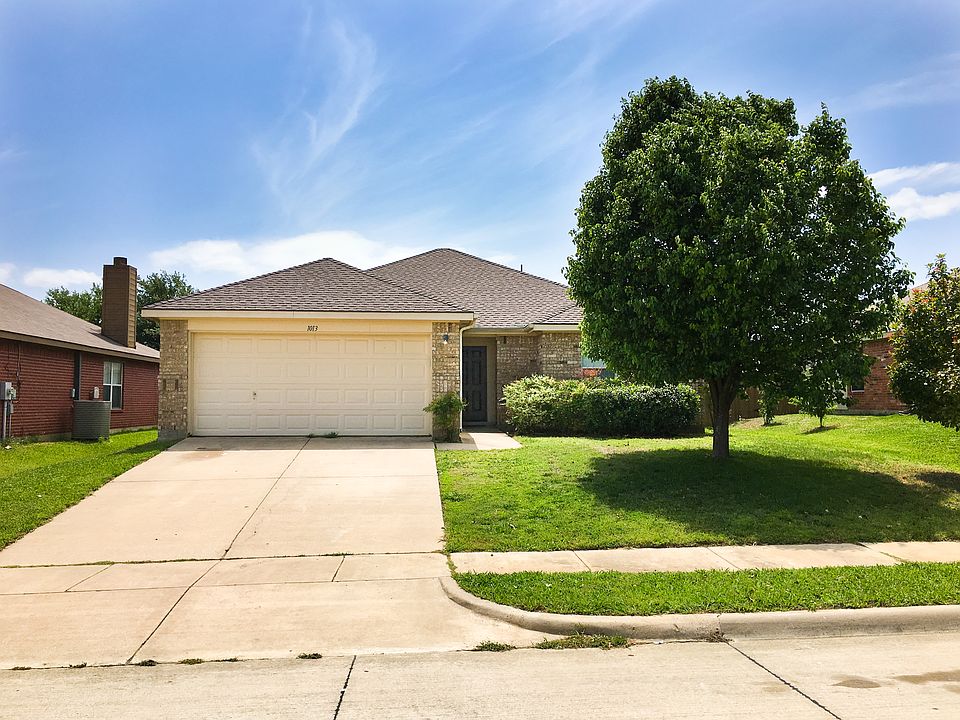 1st image of 1013 Rock Springs Dr