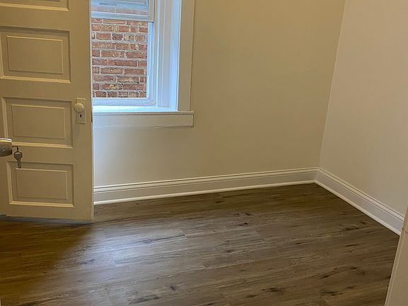 5th image of 3332 W 38th St #1F