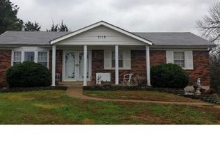 1118 Vicksburg Dr, Festus, MO 63028