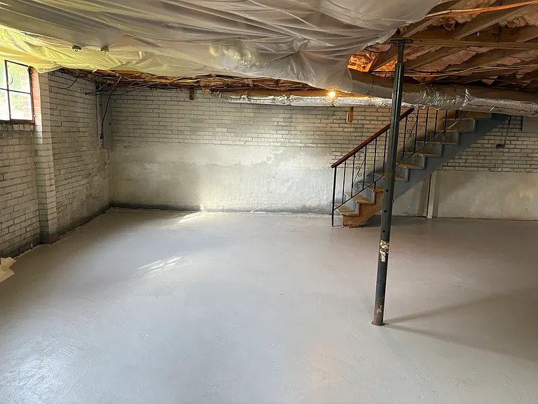 138 Duff Dr — Photo 18