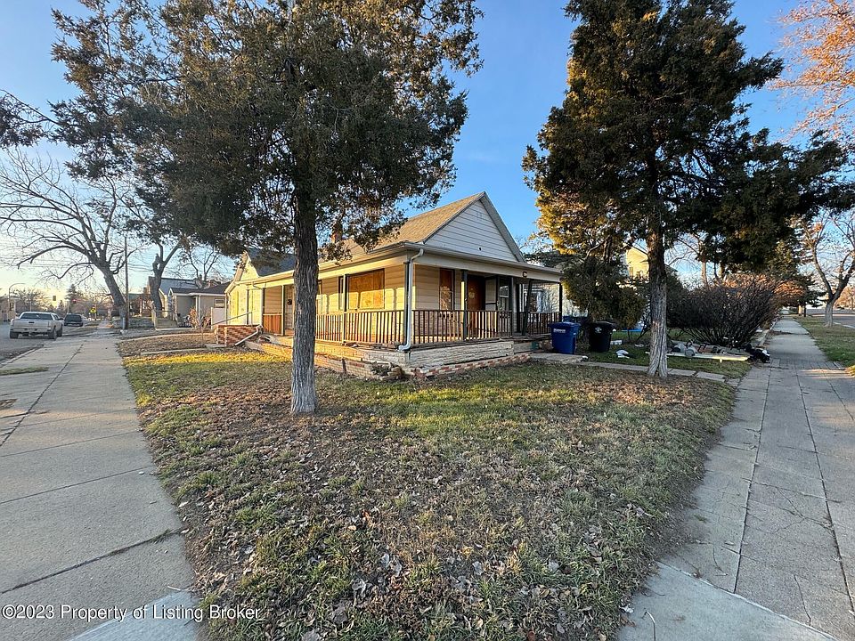 2nd image of 405 2nd Ave W