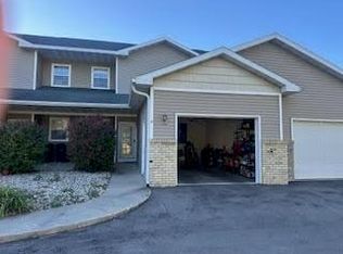 623 Foxglove Ln, Whitewater, WI 53190