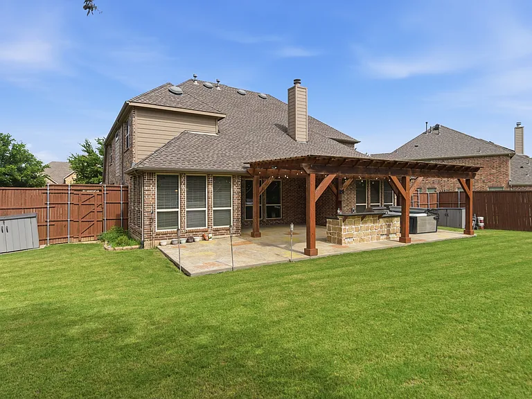6205 Prairie Hill Ln — Photo 31