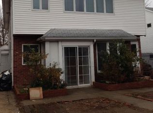 5840 255th St, Little Neck, NY 11362