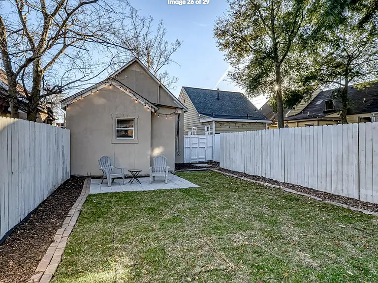 512 Nicoll St — Photo 27