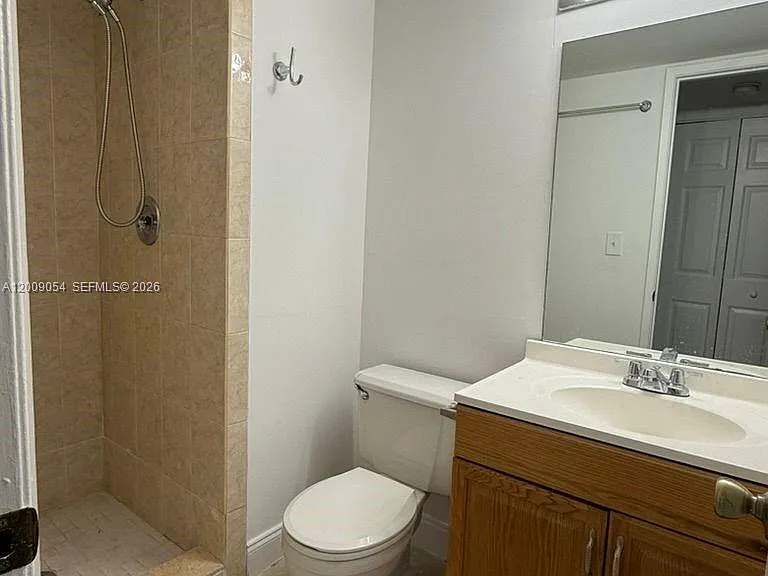 6955 NW 186th St #F209 — Photo 9