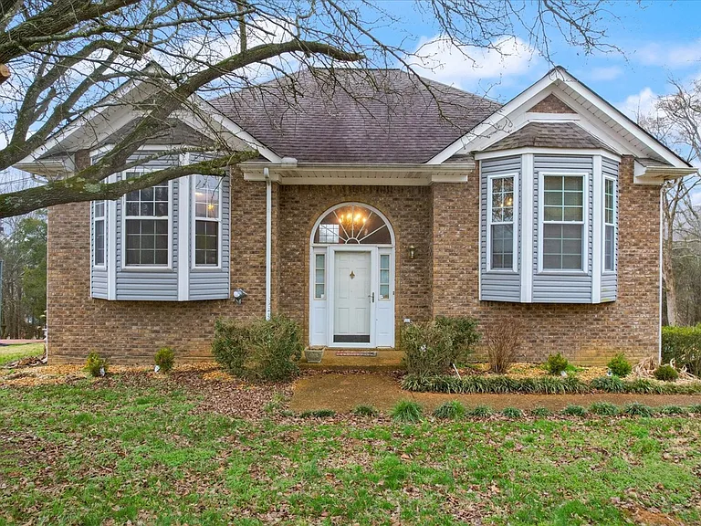 2129 Quail Ridge Dr — Photo 1