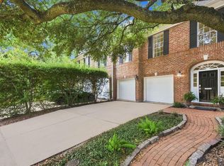5597 Beverlyhill St, Houston, TX 77056