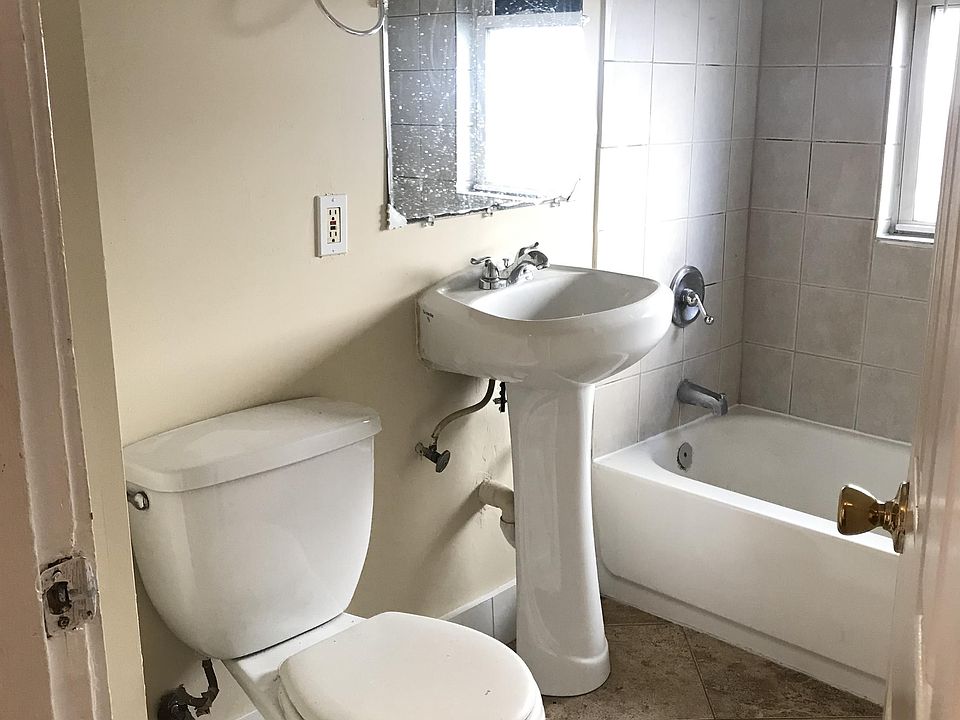 41 Stratton St 1 Apartment Rentals Dorchester Center, MA Zillow