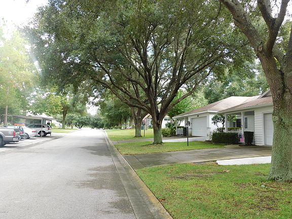 4th image of 9855 SW 89th Ter Unit C