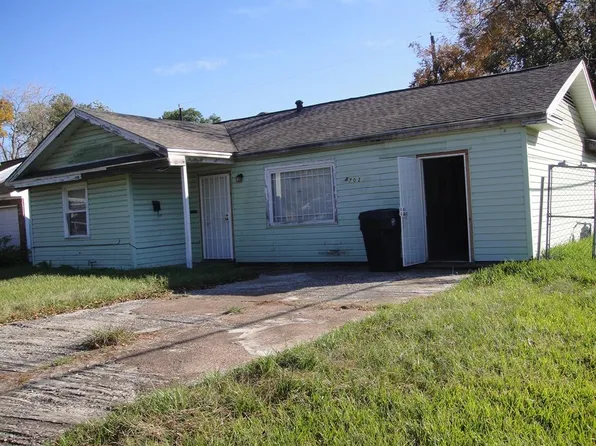 8702 Josie St, Houston, TX 77029