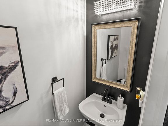 5th image of 24 Waterside Way