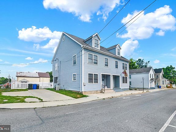 2nd image of 205 N Cannon Ave