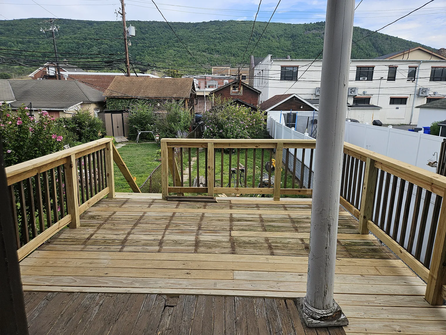 3 bed, 1188 sqft, $1,600 — Photo 3
