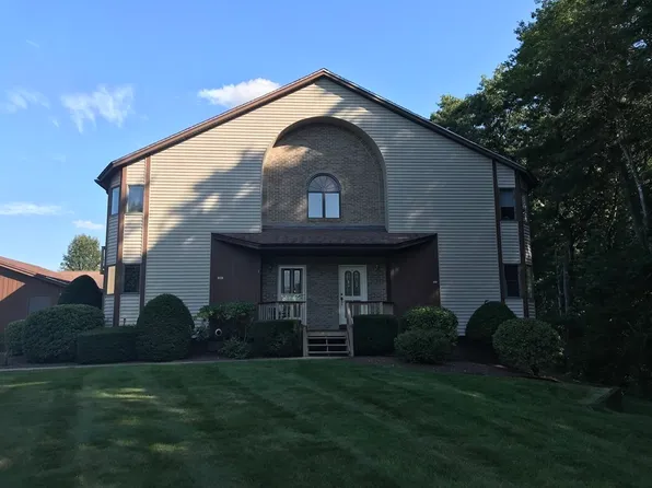 1 Pine Grove Dr, South Hadley, MA 01075