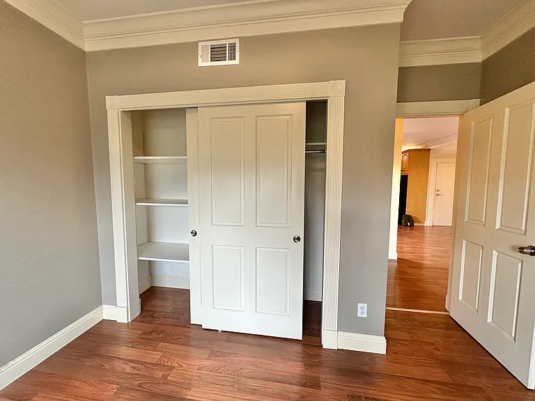 2415 San Pablo Ave #4 — Photo 13